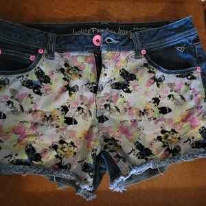 Jean Cut-offs with Butterfly print